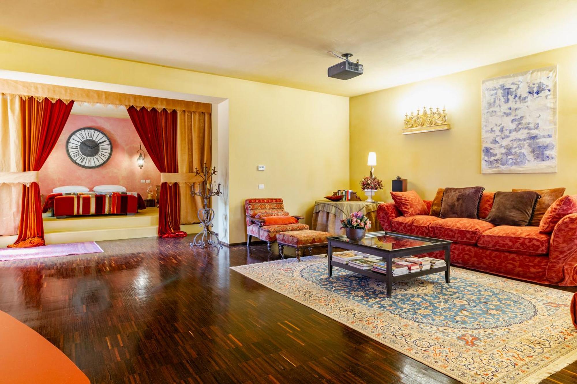 Bohemian Suite Spacious And Central Loft Болоня Екстериор снимка