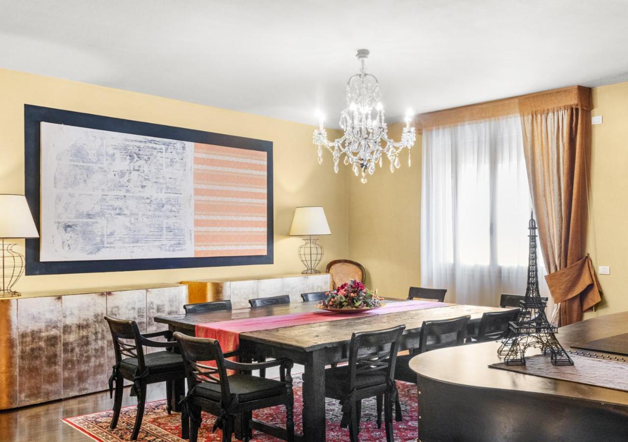 Bohemian Suite Spacious And Central Loft Болоня Екстериор снимка